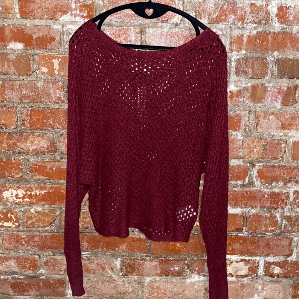 SUPER CUTE & STYLISH Express size Small long sleeve sweater burgundy
